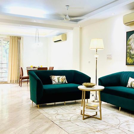 Olive Serviced Apartments - New Friends Colony Nueva Delhi Habitación foto